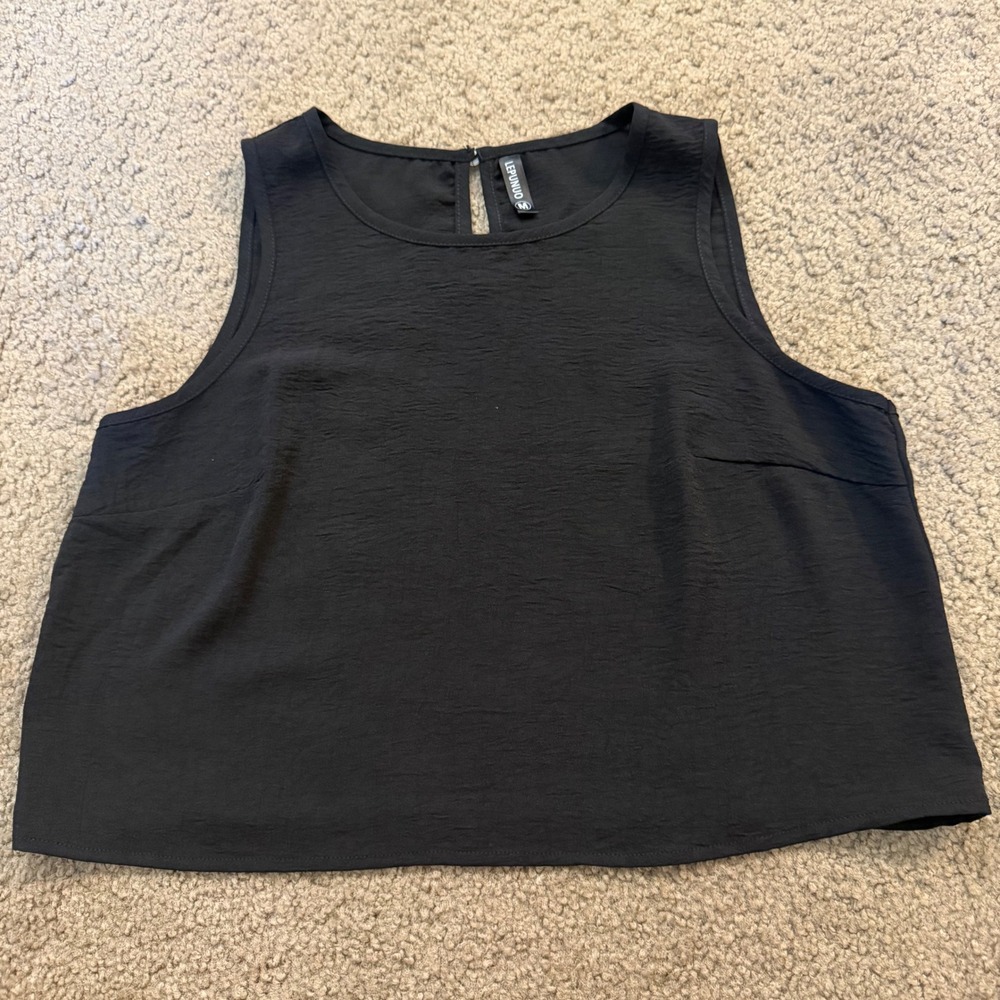 Lepunuo Black Sleeveless Crop Top Textured Keyhole Back Size Medium